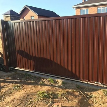 DoorHan откатные ворота коричневые 3000x2200